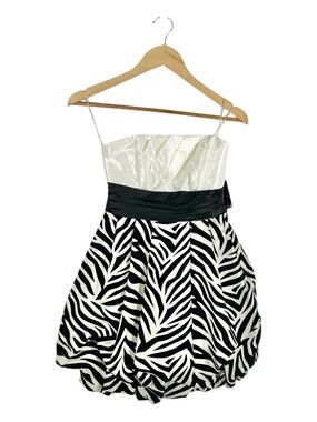Teeze Me Strapless Zebra Y2K Bubble Mini Dress NWT NWW